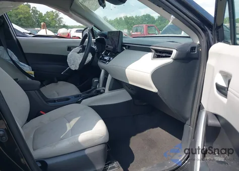 2024 Toyota Corolla Cross Le from USA, damaged, VIN 7MUCAABG4RV087458